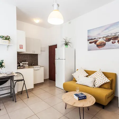 Sweet Home On The Beach Tel Aviv Exterior photo