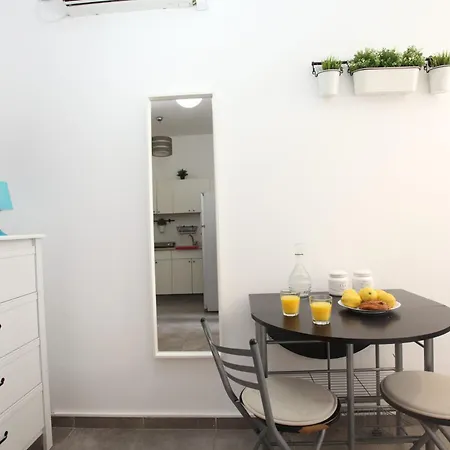 Sweet Home On The Beach Tel Aviv Exterior photo